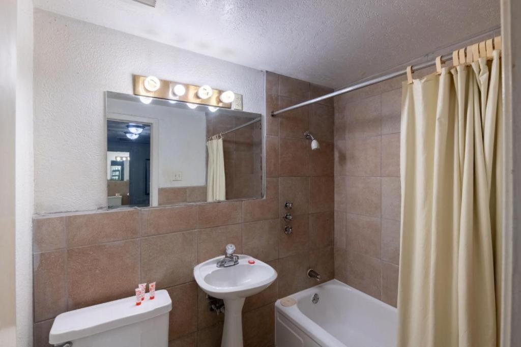 Hotel O Bay City, Tx-35 Esterno foto